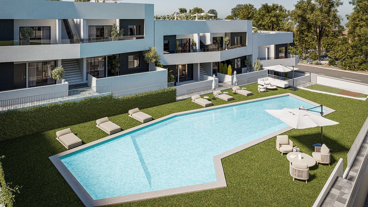 Komfortable Erdgeschoss-Wohnungen mit 3 Schlafzimmern, 2 Badezimmern, privatem Garten und Gemeinschaftspool