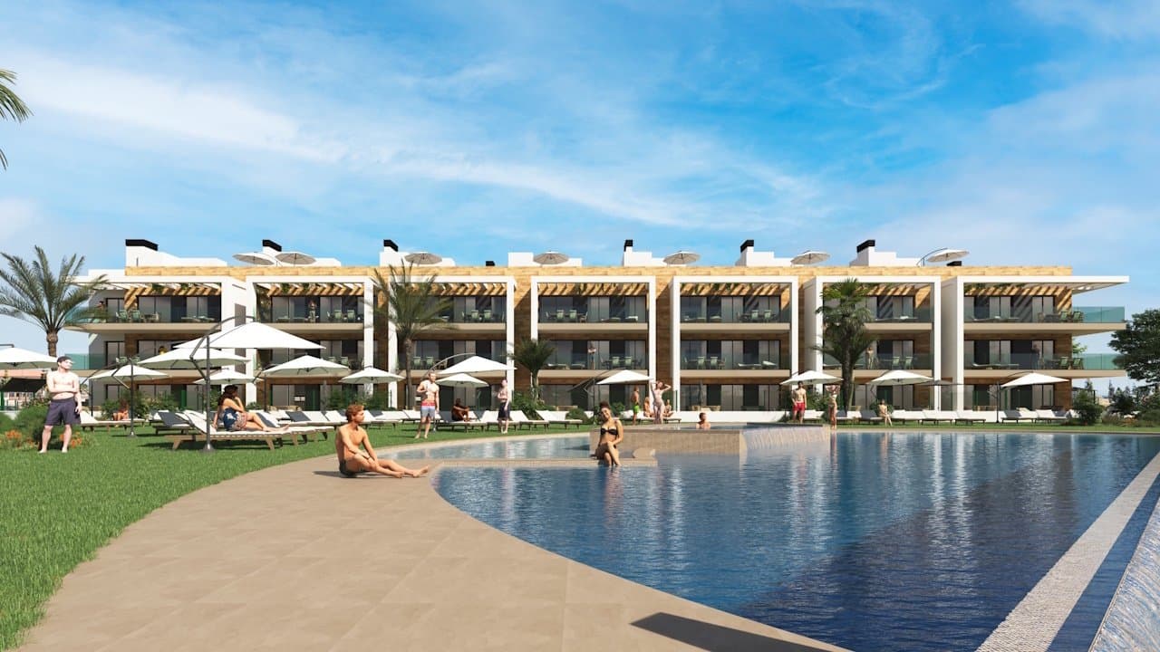 Penthouse-Wohnungen mit 2 Schlafzimmern, 2 Bädern, Tiefgaragenstellplatz und Gemeinschaftspool auf dem La Serena-Golfplatz