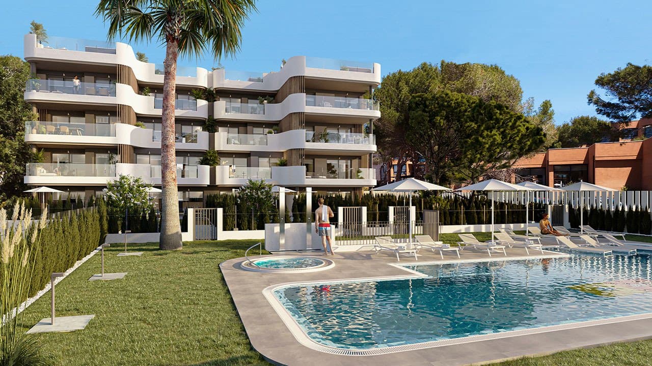 Appartements mit 2 Schlafzimmern, 2 Bädern, Fußbodenheizung in Bädern, Klimaanlage und Gemeinschaftspool nur 250 m vom Meer