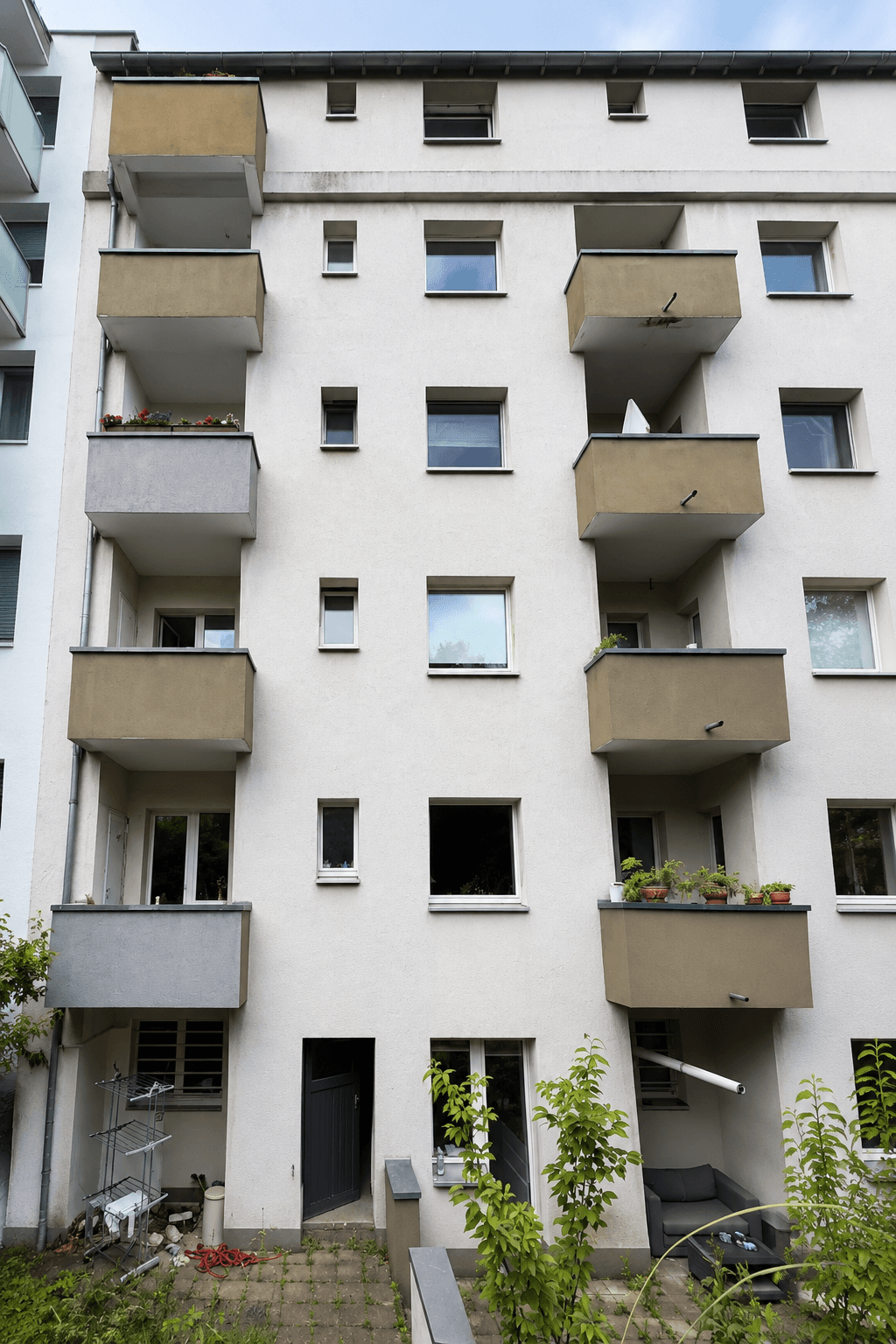 MFH | 15 WE | Düsseldorf-Bilk || 855 m² Wohnfläche | Value-Add